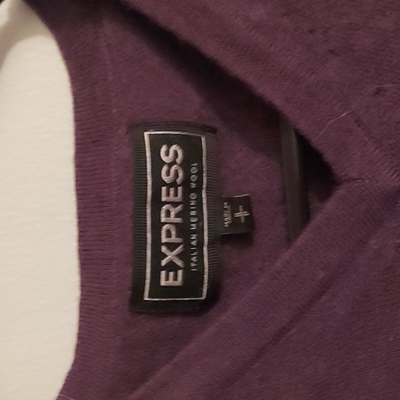 Small Wool Sweater - Picture 2 of 3